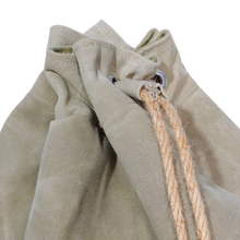 Carica l&#39;immagine nel visualizzatore di Gallery, Carpet Laundry Bag
