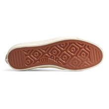Load image into Gallery viewer, VM001 Suede Lo
